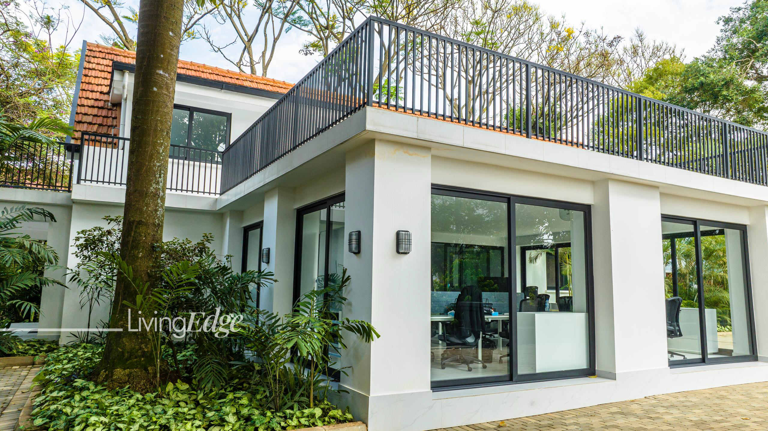 Living Edge Works